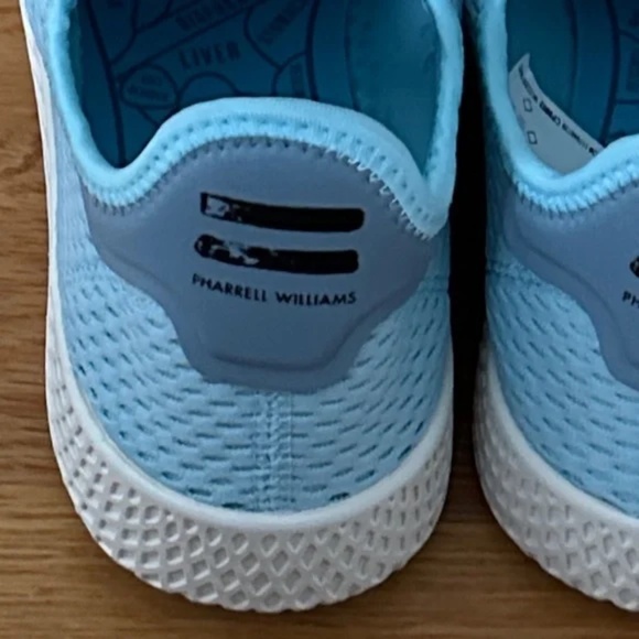adidas x Pharrell Williams Tennis Hu J --NWOT (7) - Picture 6 of 16